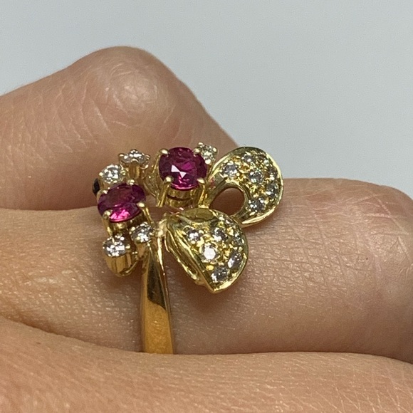 18K Yellow Gold Butterfly Ruby and Diamond Ring - Picture 6 of 7